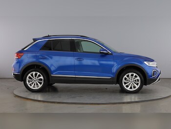 Used Volkswagen T-Roc 2024 for sale - 78091219: Photo