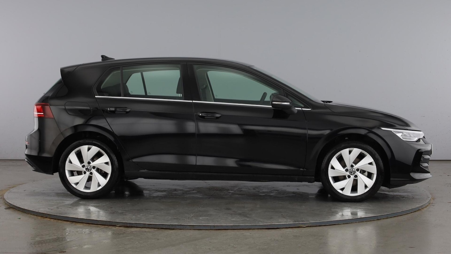 Used Volkswagen Golf 2025 for sale - 77619223: Photo 4