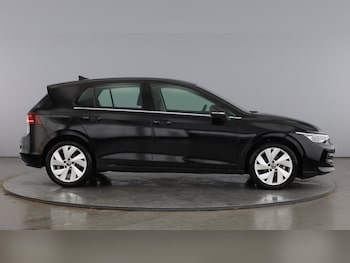 Used Volkswagen Golf 2025 for sale - 77619223: Photo