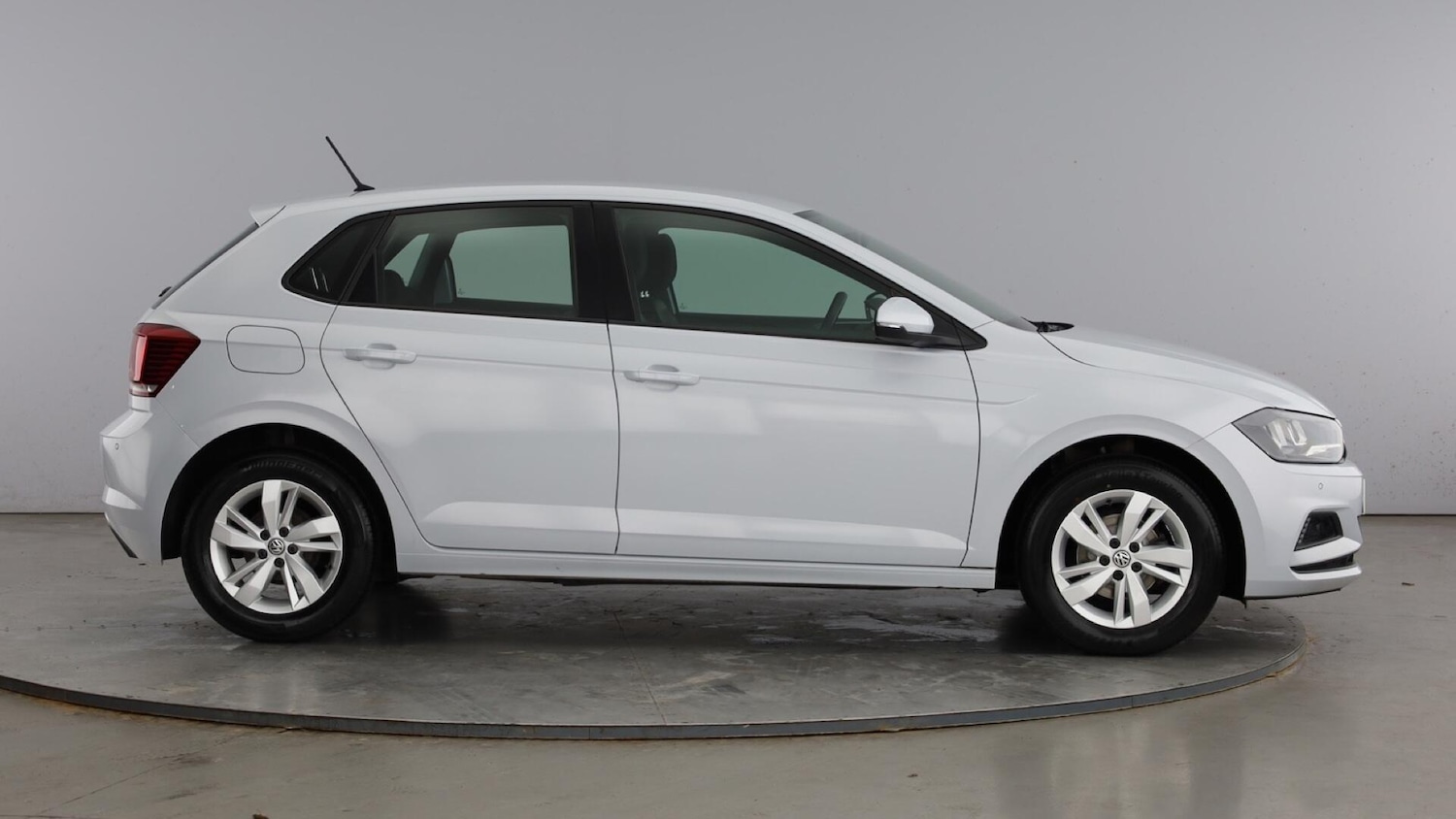 Used Volkswagen Polo 2019 for sale - 77506341: Photo 4