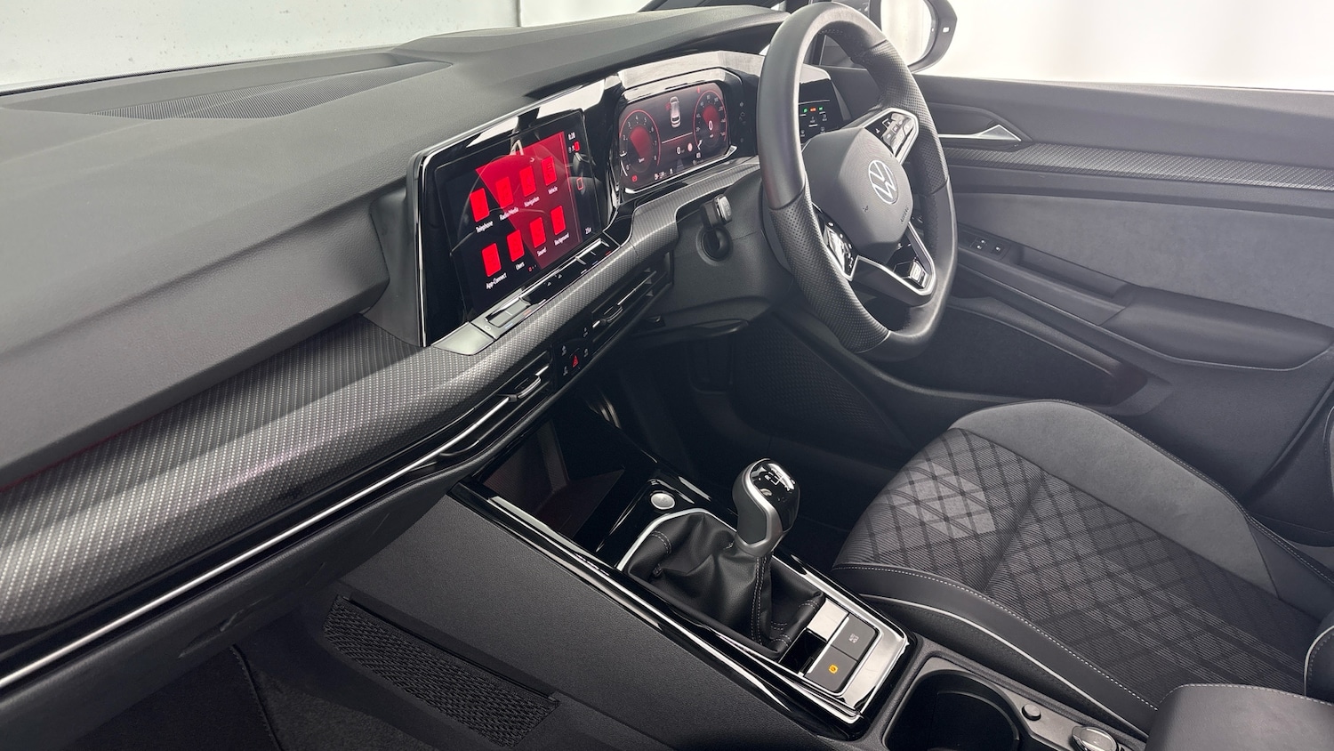 Used Volkswagen Golf 2024 for sale - 78210379: Photo 2