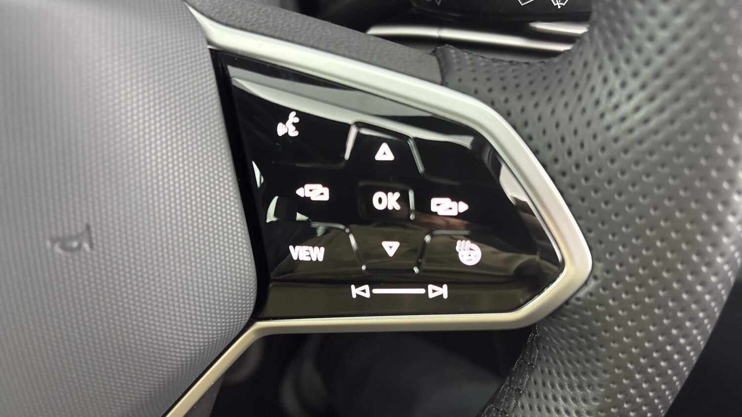 Used Volkswagen Golf 2024 for sale - 78210379: Photo 21