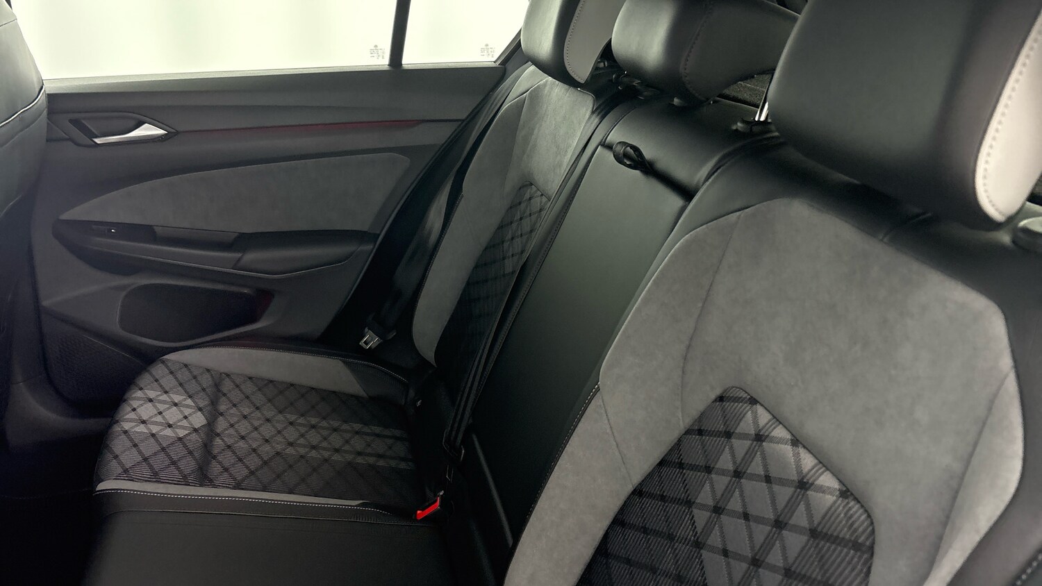 Used Volkswagen Golf 2024 for sale - 78210379: Photo 32