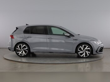 Used Volkswagen Golf 2024 for sale - 78210379: Photo