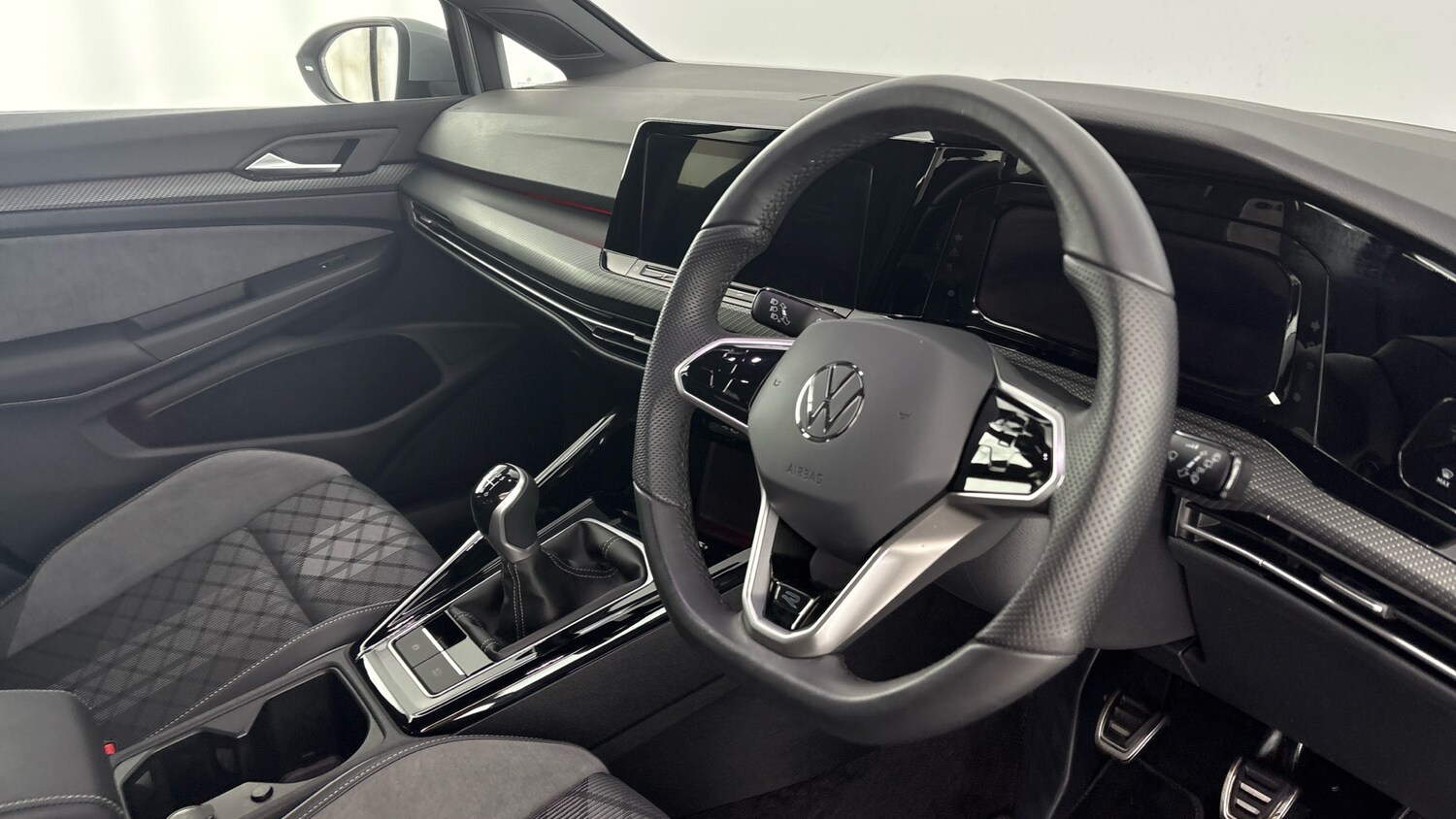 Used Volkswagen Golf 2024 for sale - 78210379: Photo 6