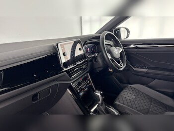 Used Volkswagen T-Roc 2023 for sale - 78767493: Photo