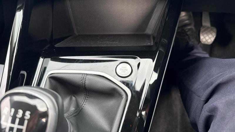 Used Volkswagen Golf 2024 for sale - 75947021: Photo 16