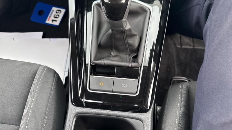 Used Volkswagen Golf 2024 for sale - 75947021: Photo 17