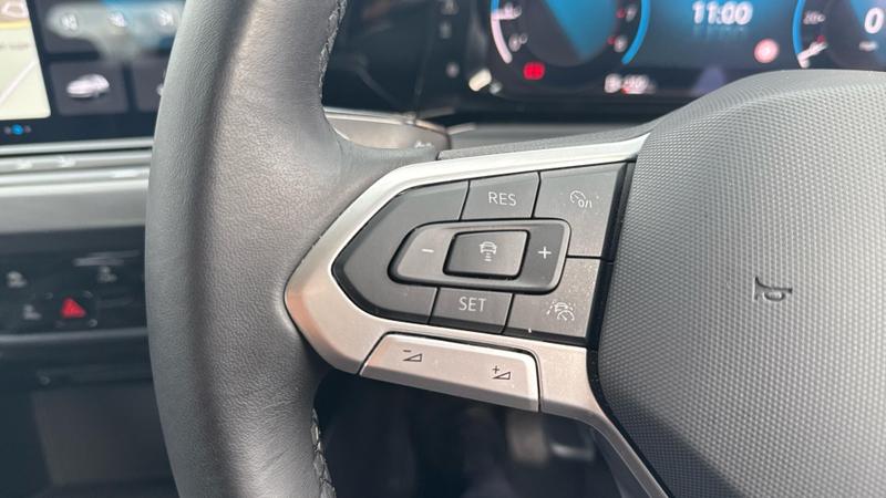 Used Volkswagen Golf 2024 for sale - 75947021: Photo 20