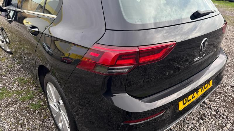 Used Volkswagen Golf 2024 for sale - 75947021: Photo 31