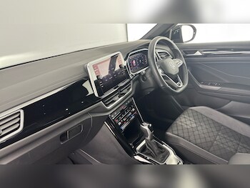 Used Volkswagen T-Roc 2023 for sale - 78258576: Photo