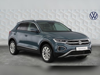 Used Volkswagen T-Roc 2023 for sale - 79111792: Photo