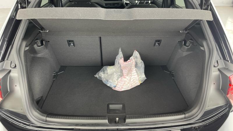 Used Volkswagen Polo 2024 for sale - 75946941: Photo 28