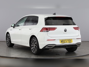 Used Volkswagen Golf 2023 for sale - 78091240: Photo