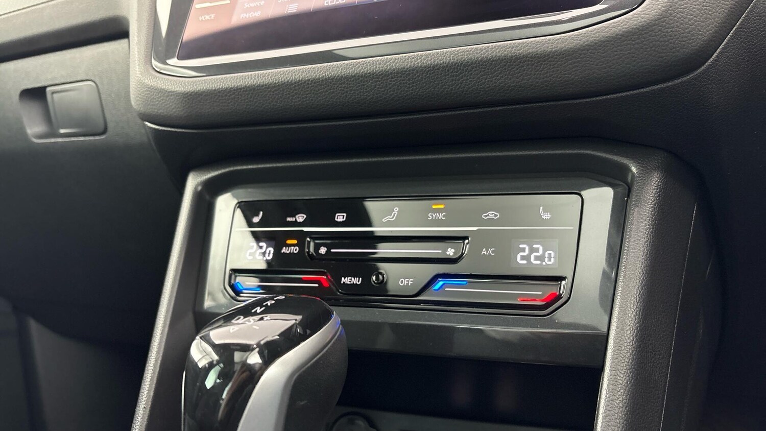 Used Volkswagen Tiguan 2023 for sale - 77701425: Photo 25