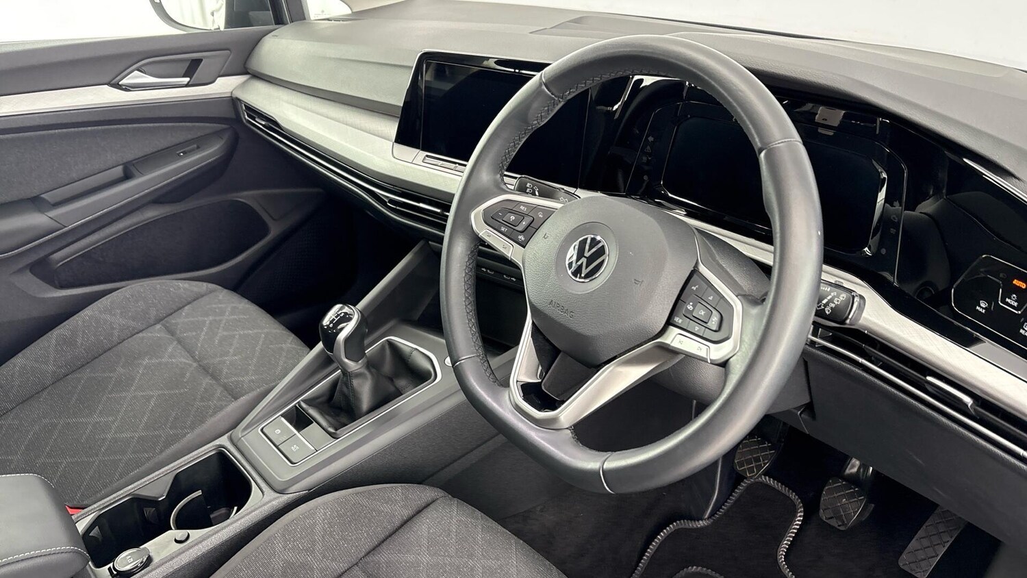 Used Volkswagen Golf 2023 for sale - 77619173: Photo 6