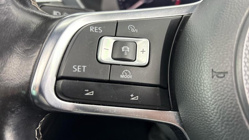 Used Volkswagen Tiguan 2016 for sale - 76766988: Photo 12