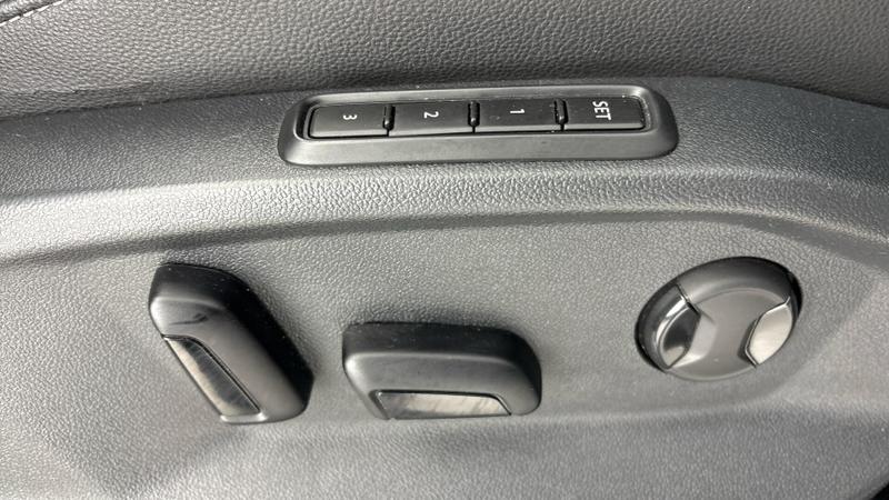 Used Volkswagen Tiguan 2016 for sale - 76766988: Photo 23