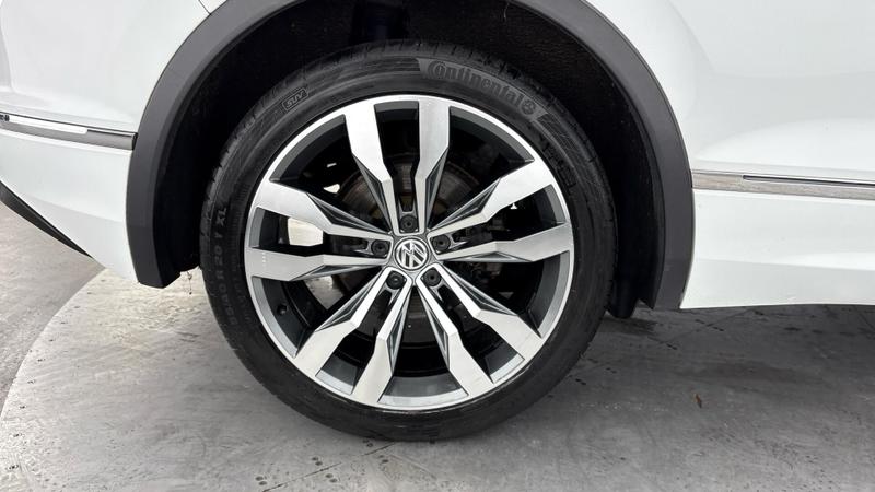 Used Volkswagen Tiguan 2016 for sale - 76766988: Photo 32