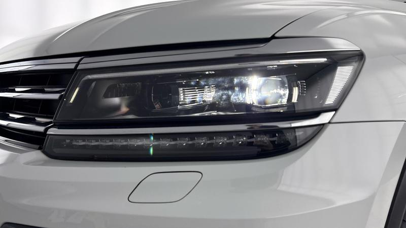 Used Volkswagen Tiguan 2016 for sale - 76766988: Photo 45