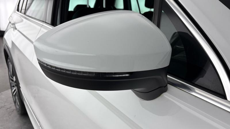 Used Volkswagen Tiguan 2016 for sale - 76766988: Photo 48