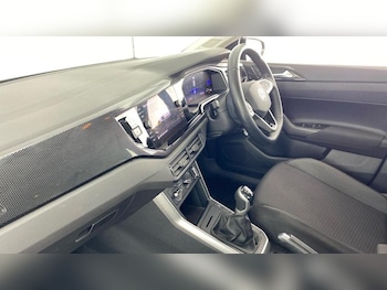 Used Volkswagen Polo 2022 for sale - 76662652: Photo