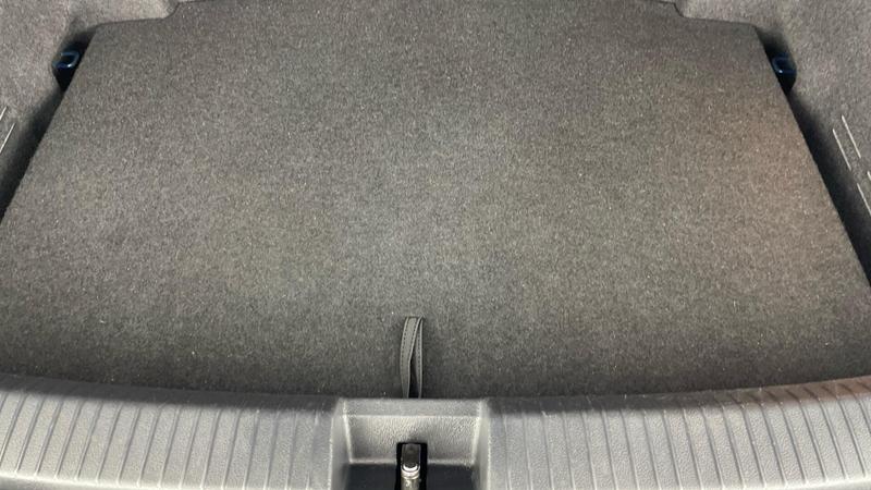 Used Volkswagen T-Roc 2023 for sale - 76541433: Photo 31