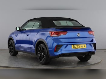 Used Volkswagen T-Roc 2023 for sale - 76541433: Photo