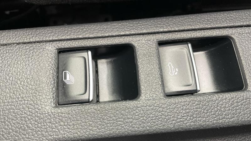 Used Volkswagen T-Roc 2023 for sale - 76541433: Photo 7