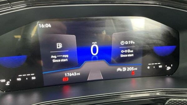 Used Volkswagen T-Cross 2023 for sale - 75371657: Photo 12