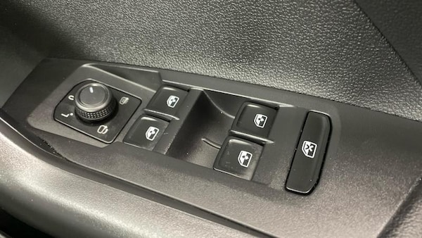 Used Volkswagen T-Cross 2023 for sale - 75371657: Photo 19