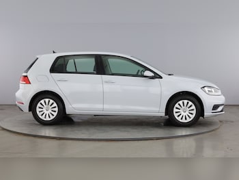 Used Volkswagen Golf 2017 for sale - 78633686: Photo