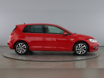Used Volkswagen Golf 2019 for sale - 78028085: Photo