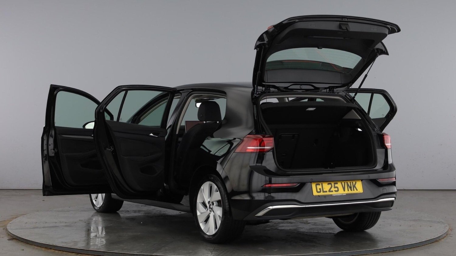 Used Volkswagen Golf 2025 for sale - 77877680: Photo 11