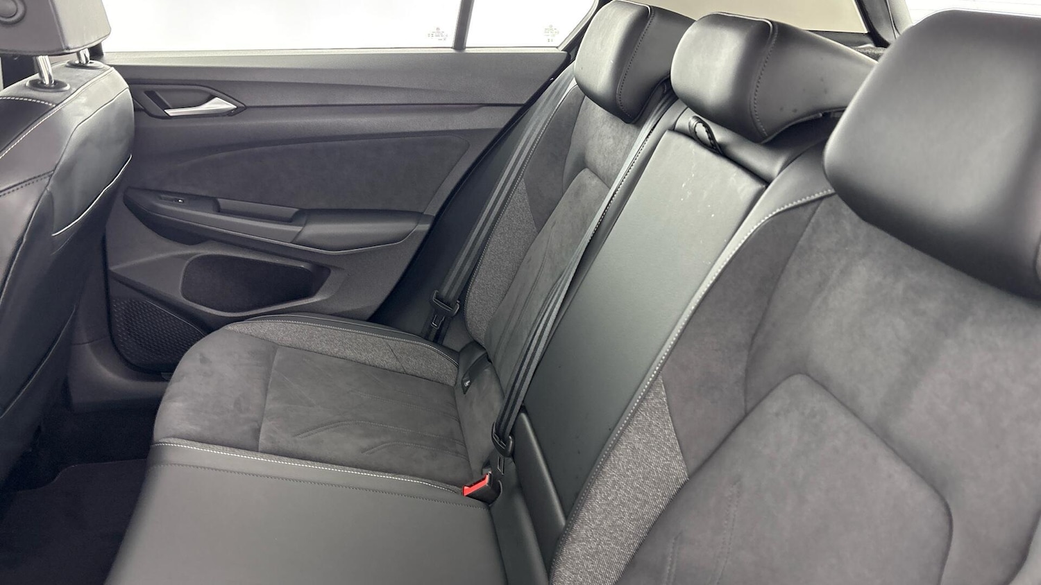 Used Volkswagen Golf 2025 for sale - 77877680: Photo 37