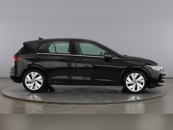 Used Volkswagen Golf 2025 for sale - 77877680: Photo