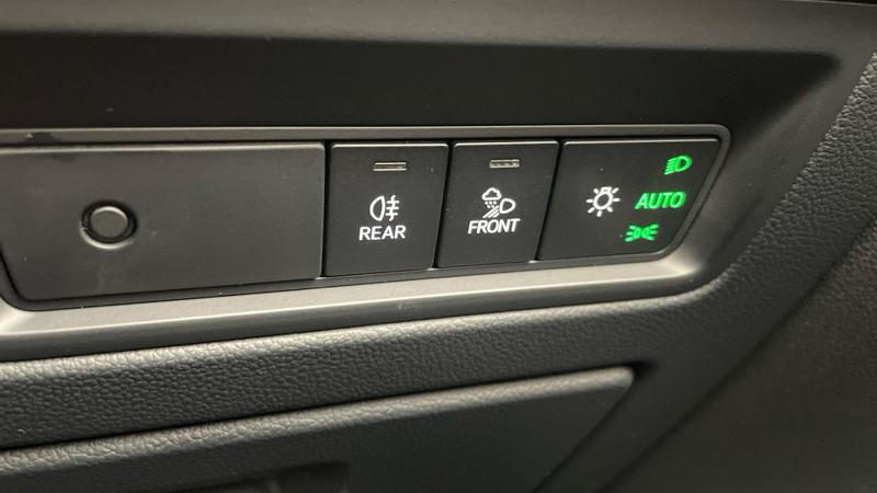 Used Volkswagen Touareg 2023 for sale - 75945228: Photo 20