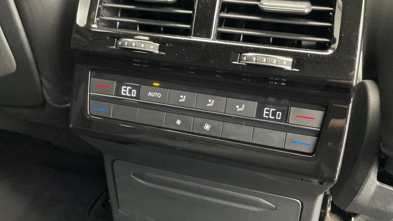 Used Volkswagen Touareg 2023 for sale - 75945228: Photo 28