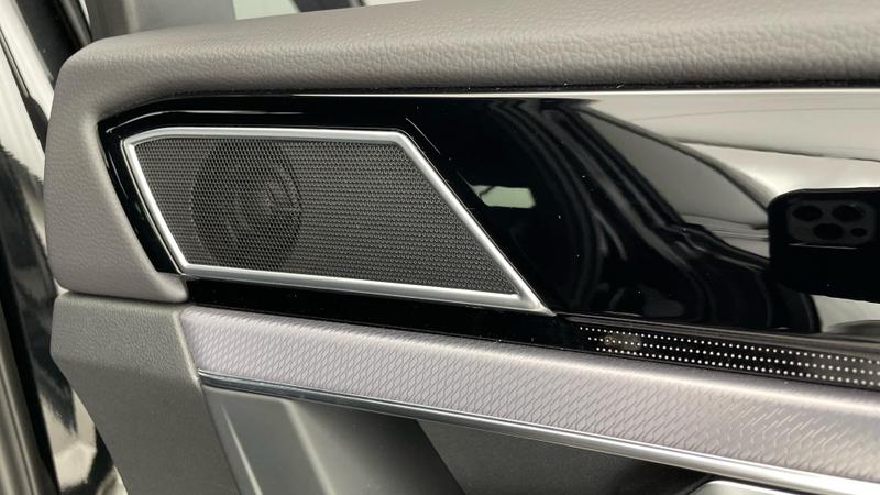 Used Volkswagen Touareg 2023 for sale - 75945228: Photo 30