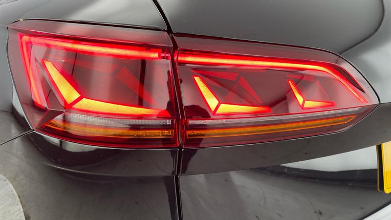 Used Volkswagen Touareg 2023 for sale - 75945228: Photo 38