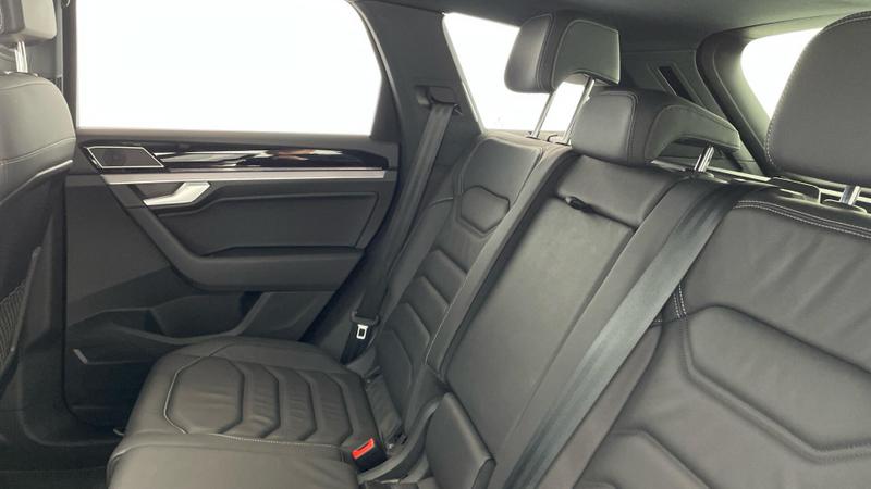 Used Volkswagen Touareg 2023 for sale - 75945228: Photo 40