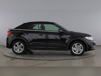 Used Volkswagen T-Roc 2023 for sale - 78680929: Photo
