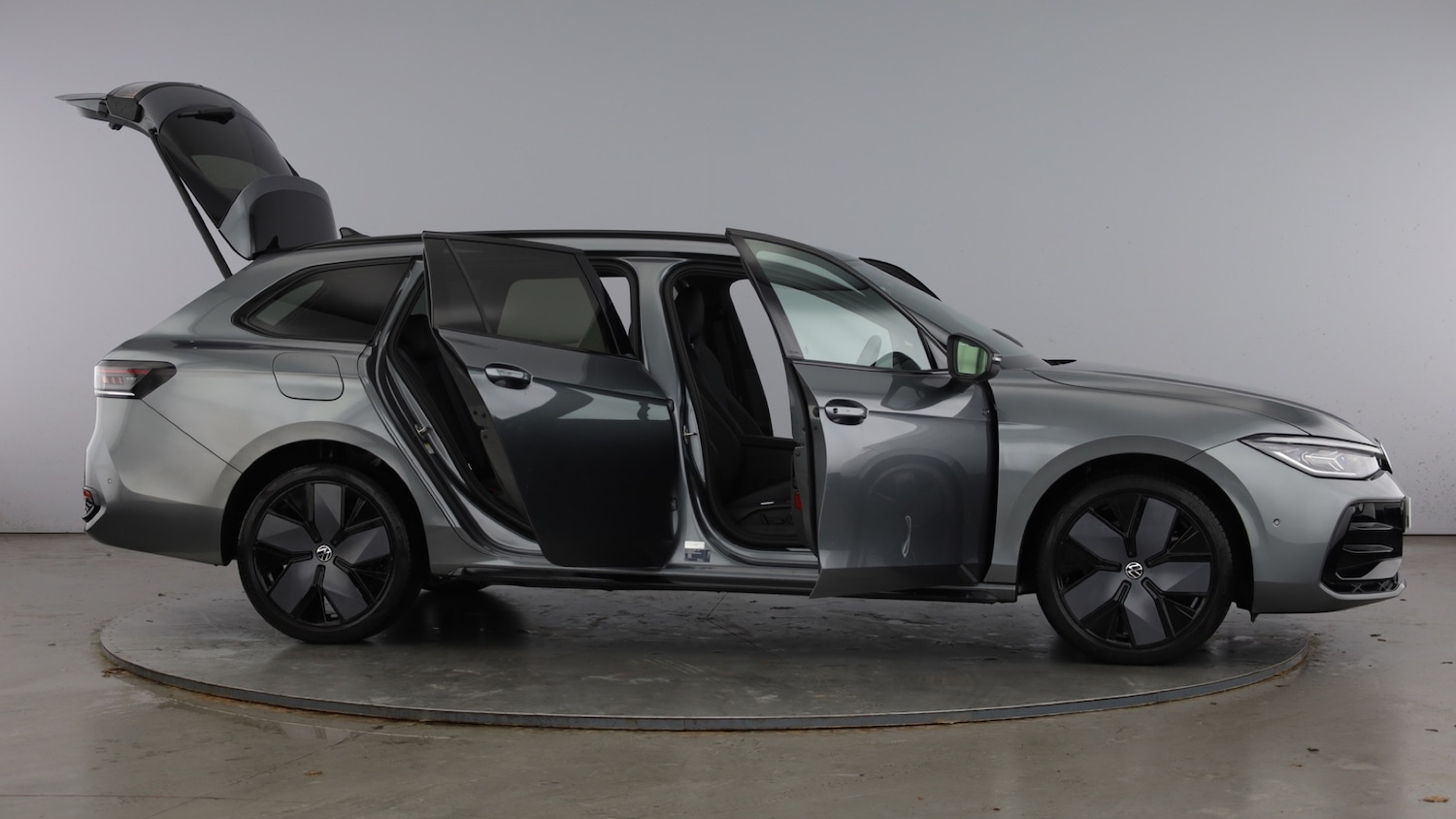 Used Volkswagen Passat 2025 for sale - 77630881: Photo 11