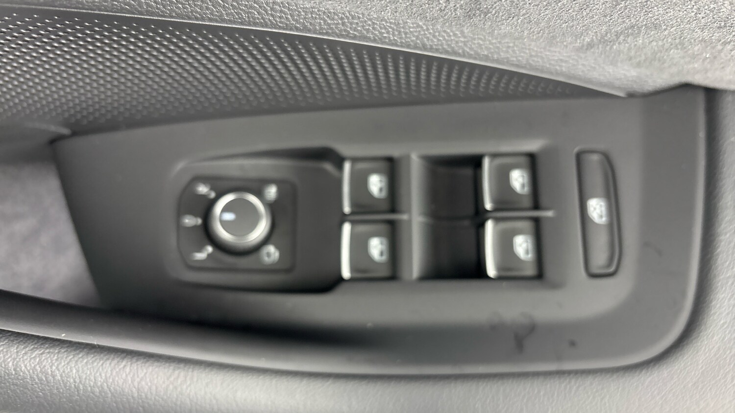 Used Volkswagen Passat 2025 for sale - 77630881: Photo 25