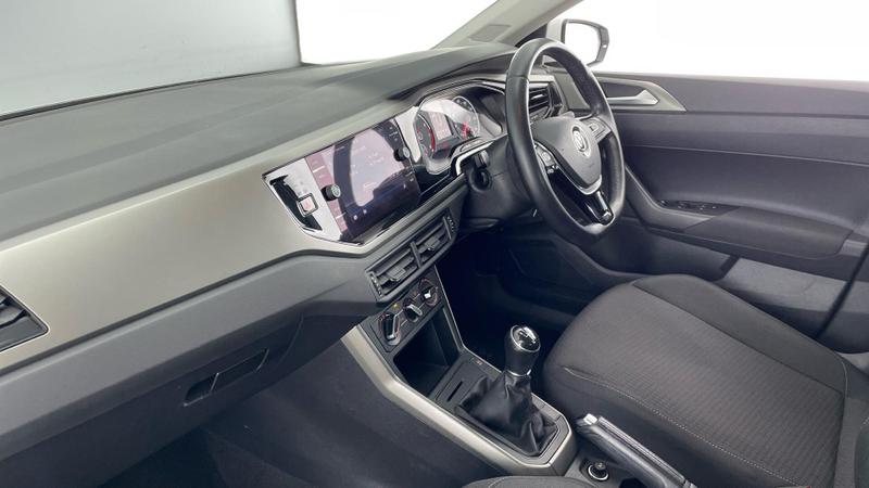 Used Volkswagen Polo 2019 for sale - 76184428: Photo 2