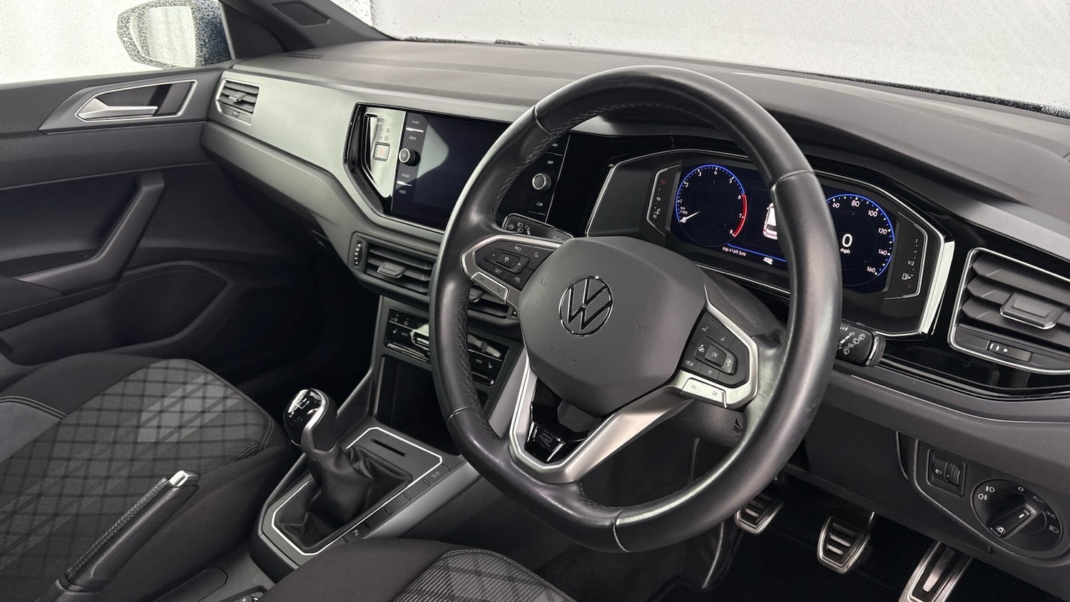 Used Volkswagen Polo 2023 for sale - 77515785: Photo 6