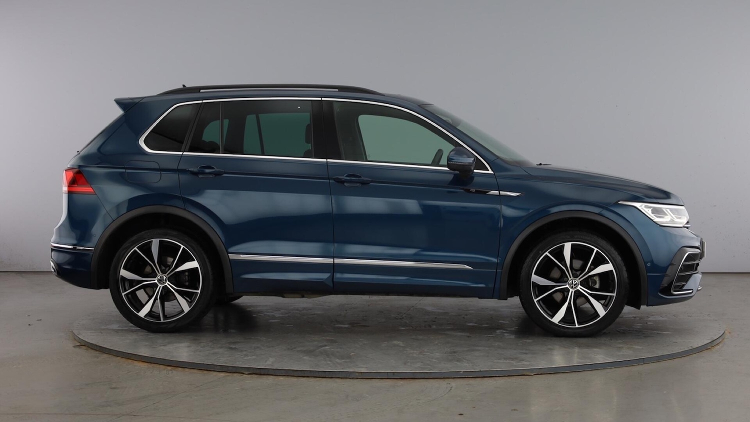 Used Volkswagen Tiguan 2023 for sale - 77515762: Photo 4
