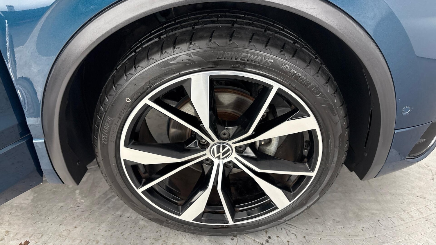 Used Volkswagen Tiguan 2023 for sale - 77515762: Photo 5