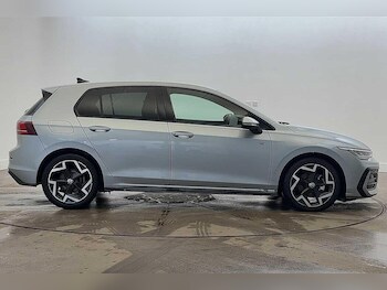 Used Volkswagen Golf 2025 for sale - 77506359: Photo
