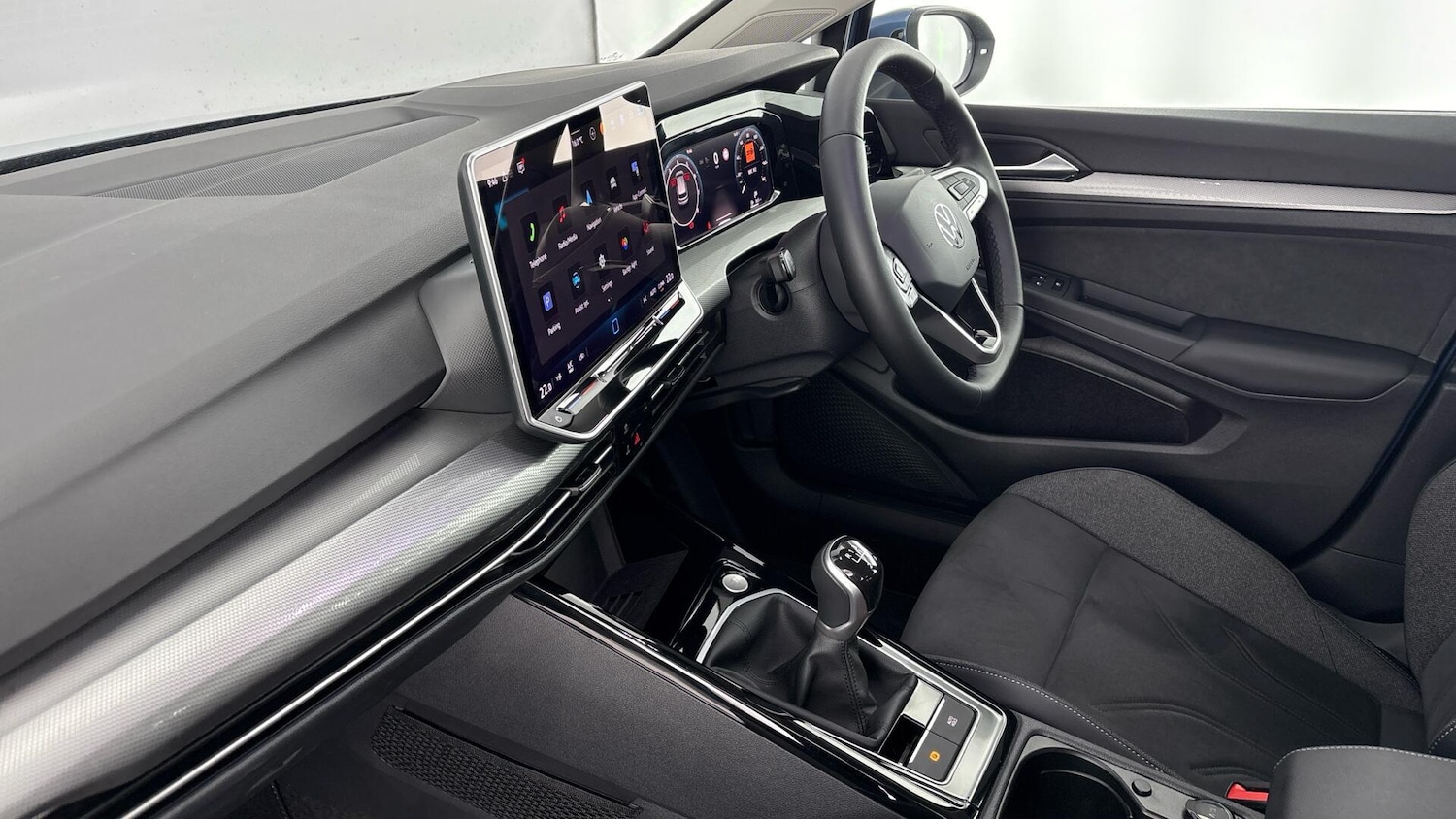 Used Volkswagen Golf 2025 for sale - 77619177: Photo 2